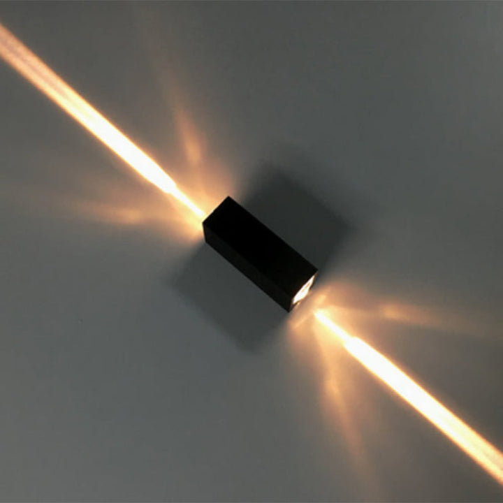 Metallisk rektangulær vegglampe Enkel stil 2 lys Svart finish vegglampe i varmt/hvitt lys for hotell | Luvikno