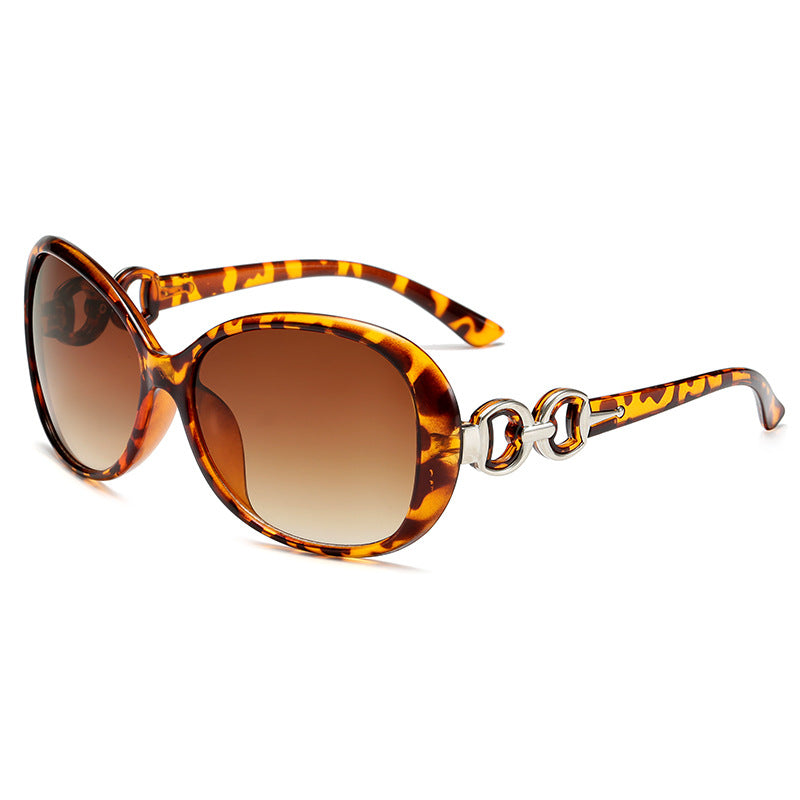 Dame luksuriøs oversized solbrille med elegant design Luvikno