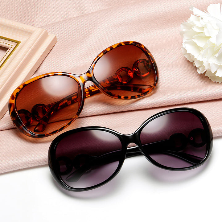 Dame luksuriøs oversized solbrille med elegant design Luvikno