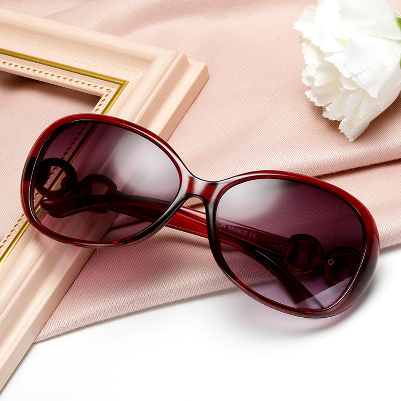 Dame luksuriøs oversized solbrille med elegant design Luvikno