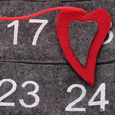 Nedtelling til jul Santa vedheng adventskalender | Luvikno