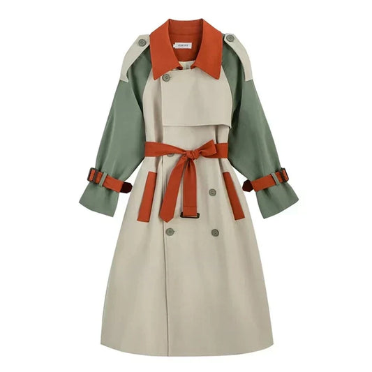 Luvik | Pitkä takki naisille väridetaileilla