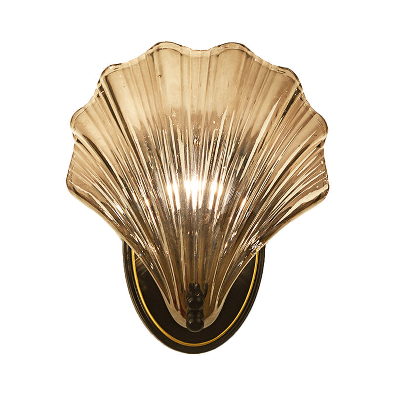 Single Scalloped Shell Vegglampe Landstil Svart/Gull Ribbet Glass Vegglys Armatur | Luvikno