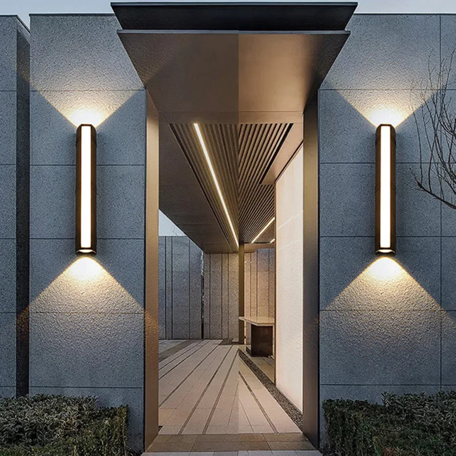 Vanntett LED vegglampe for utendørs - GlowGuard, energieffektiv og værbestandig, ideell for terrasse og hage | Luvikno