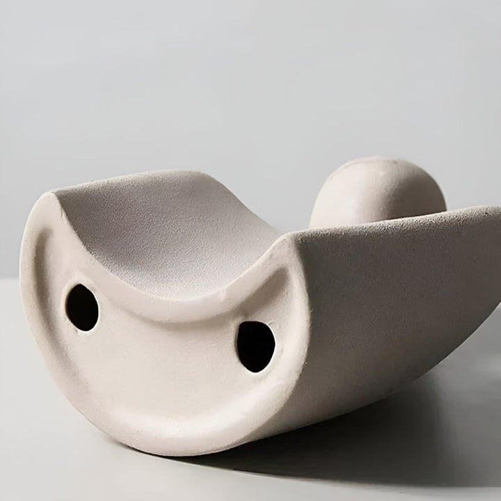Couple Ceramic Love Figurine | Luvikno