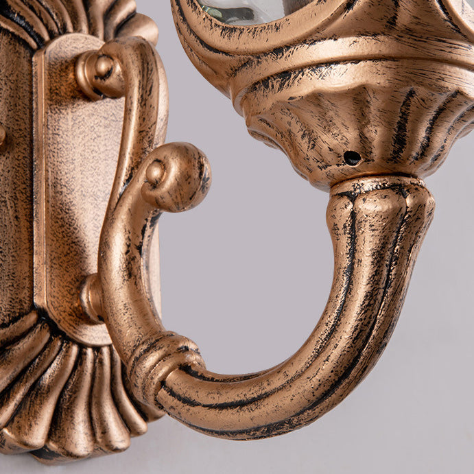 Tradisjonell europeisk vanntett aluminiums- og glassvegglampe i slottsform med 1 lys til utendørsbruk for hagen | Luvikno