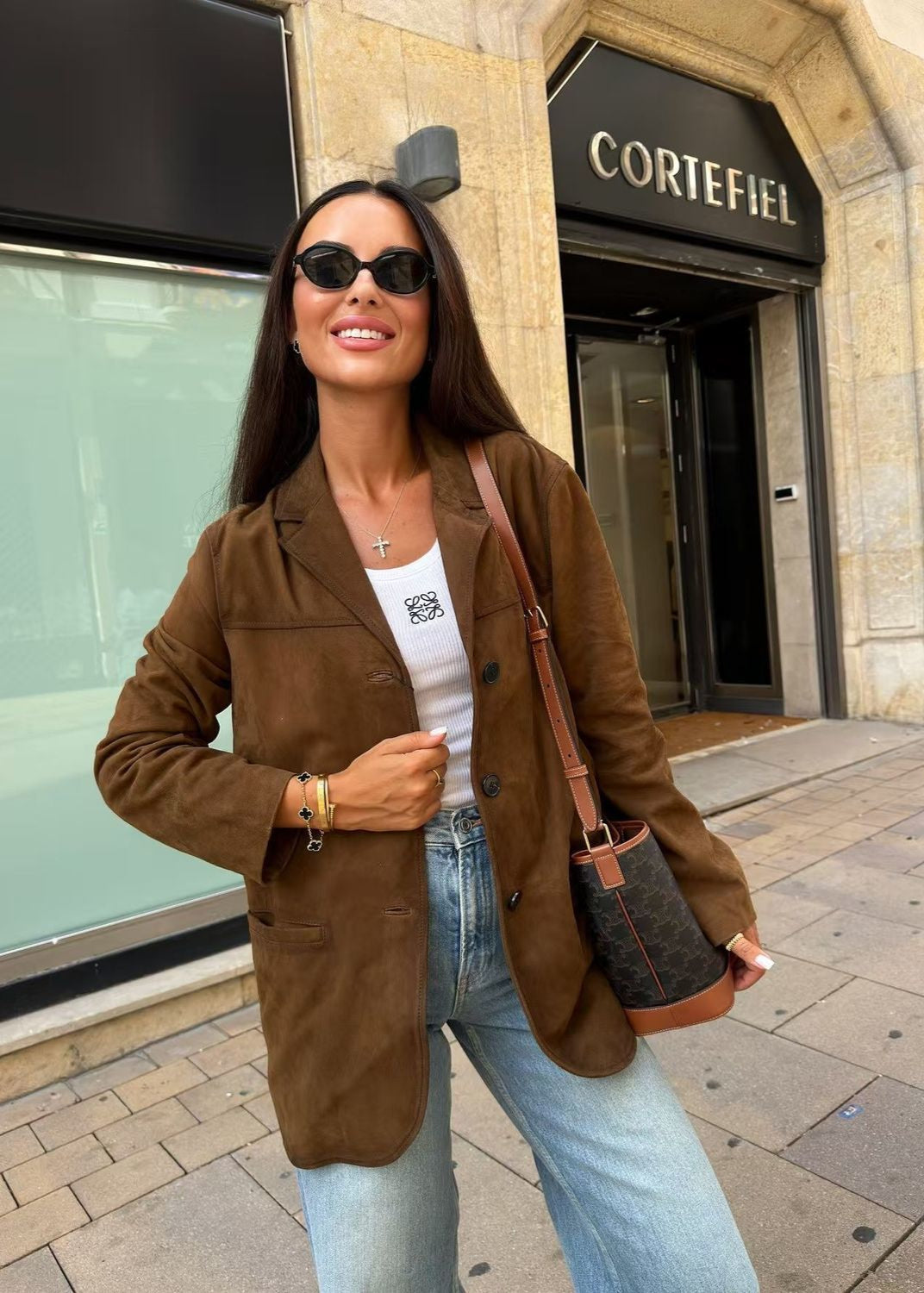 Luvik | Mokkanahka Napillinen Bleiseri, jossa on Läpätaskut