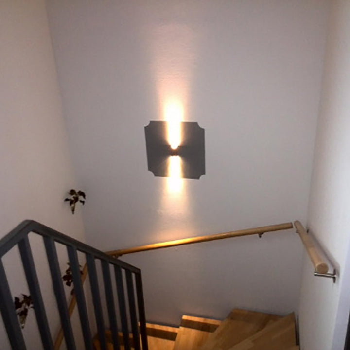Moderne Enkelhet Vanntett Aluminium Kubisk LED Vegglampe For Utendørs Patio | Luvikno