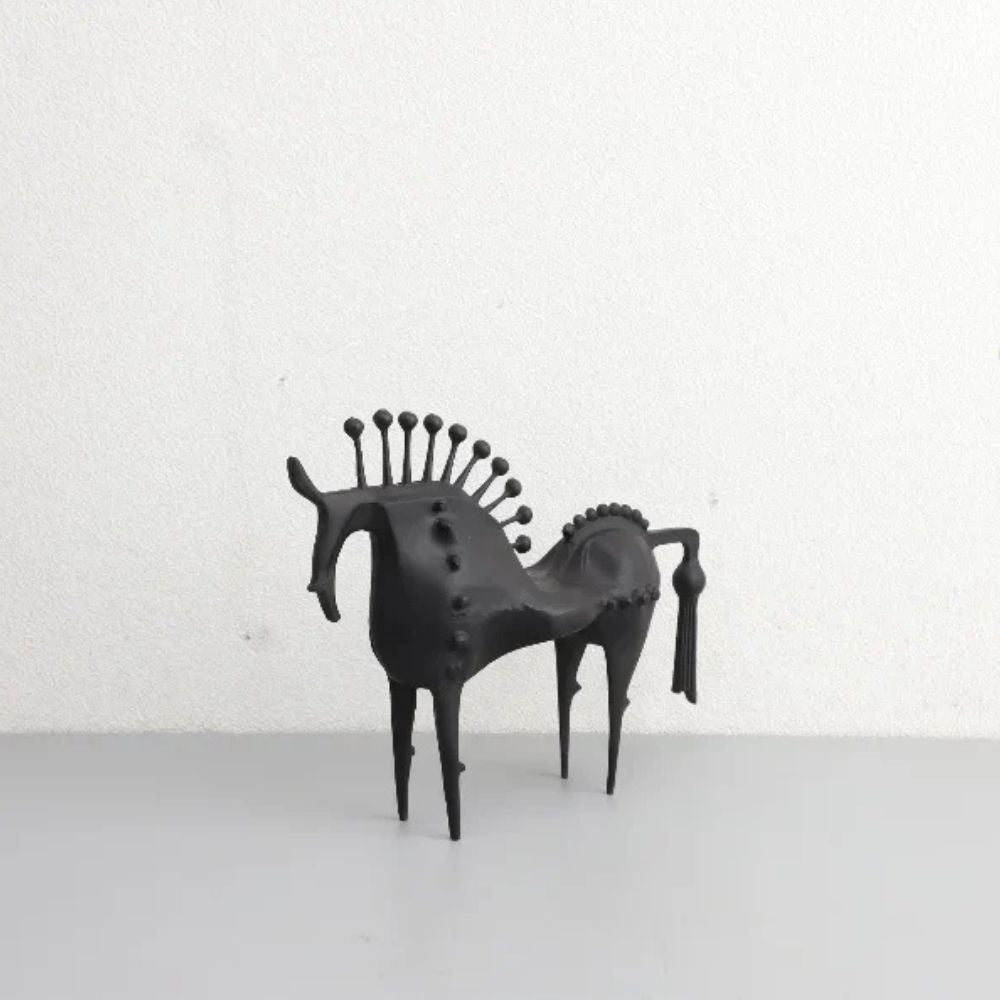 Abstrakt Metall Hest Skulptur | Luvikno
