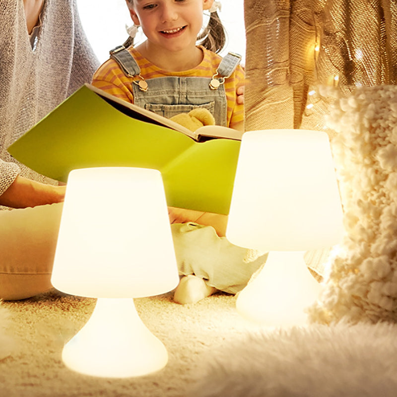 Moderne minimalistisk PE-koppform USB LED bordlampe nattlys for utendørs patio | Luvikno