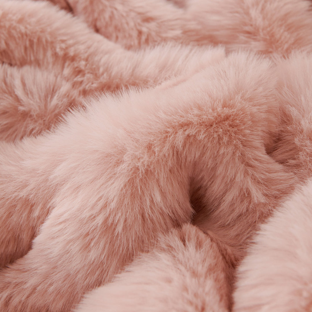 Luksus Ripple Faux Fur Sofa Deksel - Moderne, Stilig & Holdbar Sofa Beskyttelse | Luvikno
