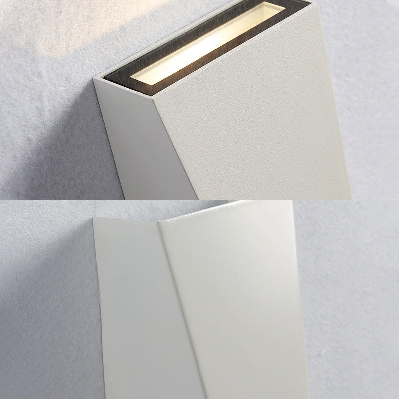 Minimalistisk Stil Trapezoid Veggvasker Lys Aluminium Varm/Hvit Belysning LED Sengelampe i Svart/Hvit | Luvikno
