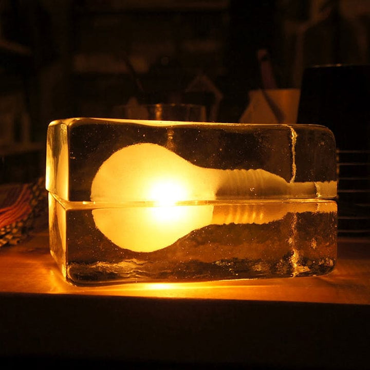 Luvikno | Icecube Lampe - Moderne bordlampe i form av en isblokk