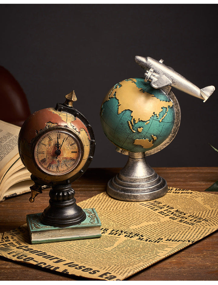 Retro Globe Clock | Luvikno