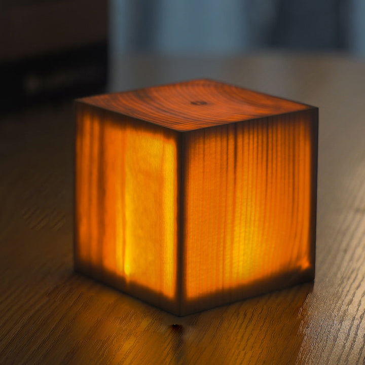 Stilig LED Bordlampe - WoodGlow | Luvikno