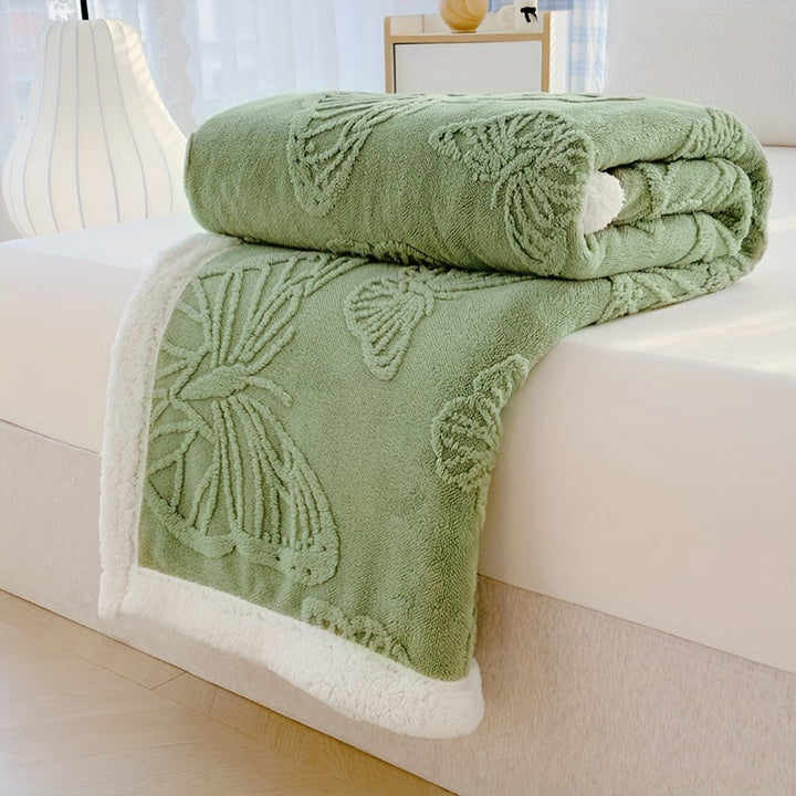 Cozy Luxe – Myk Fleece Teppe med Sommerfugl Design Luvikno