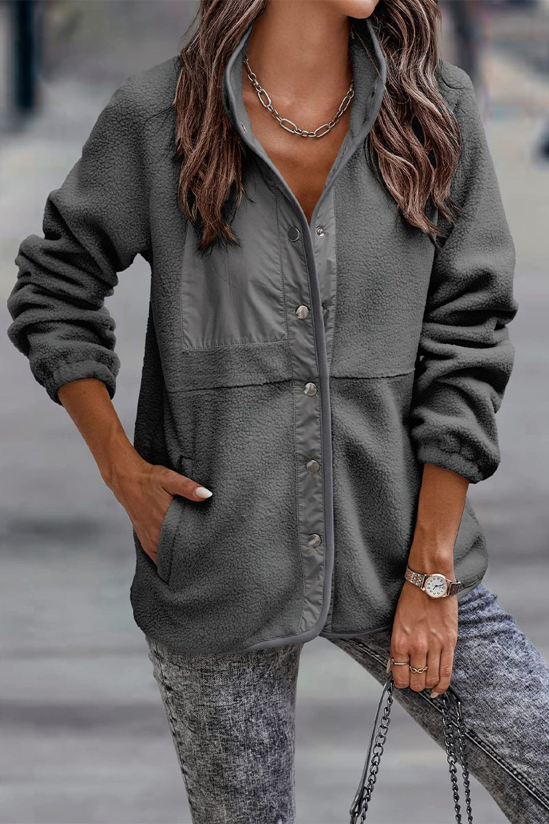 Luvik | Yksivärinen Patches-tasku Puolihihainen Kiertovisko (7 väriä)