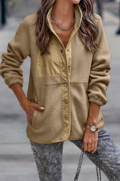 Luvik | Yksivärinen Patches-tasku Puolihihainen Kiertovisko (7 väriä)