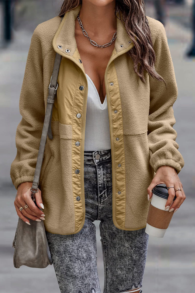 Luvik | Yksivärinen Patches-tasku Puolihihainen Kiertovisko (7 väriä)