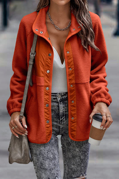 Luvik | Yksivärinen Patches-tasku Puolihihainen Kiertovisko (7 väriä)