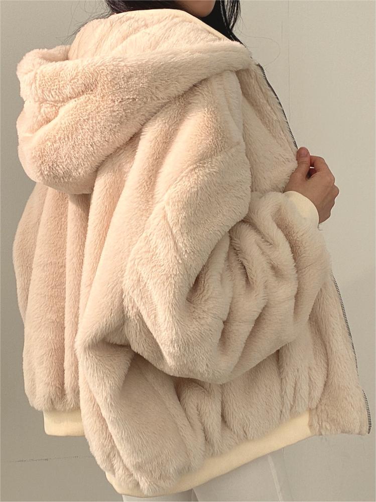 Luvik | Oversized svart fleece-jakke med hette