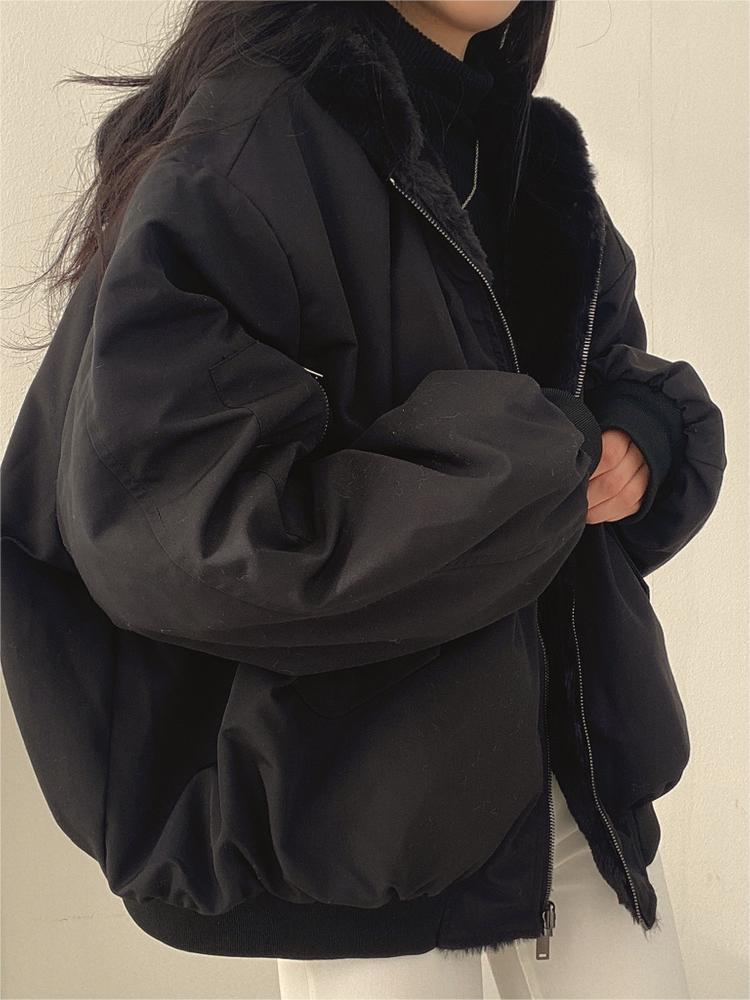 Luvik | Oversized svart fleece-jakke med hette