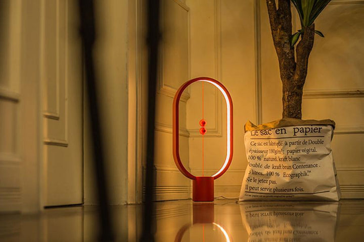 Tao - Moderne nordisk magnetisk balanse LED-lampe | Luvikno