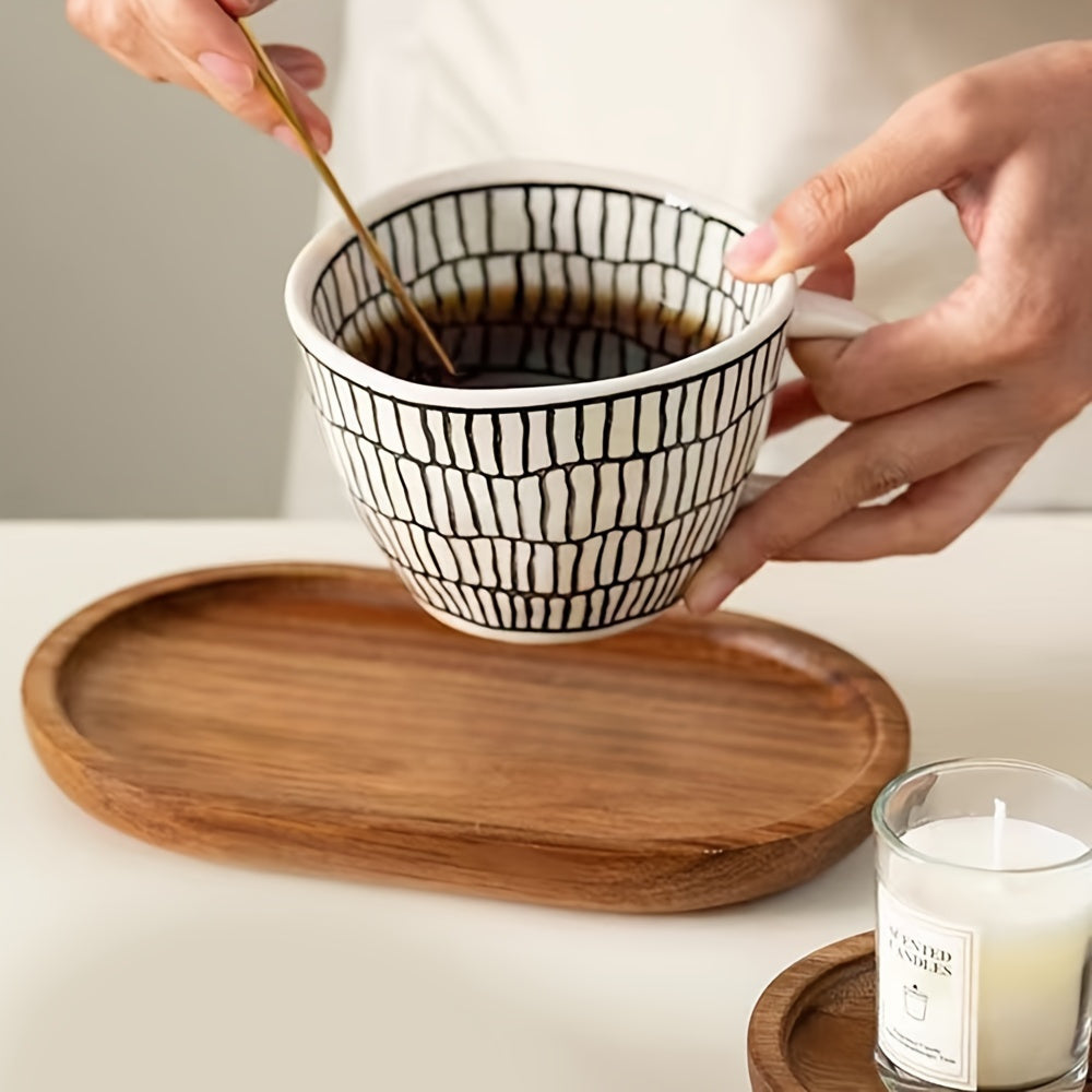 ChicTray - Elegant Oval Tray laget av Massivt Tre Luvikno