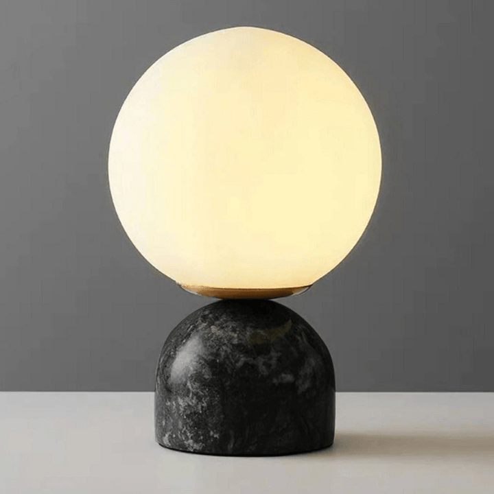 Marmor Orb Bordlampe | Luvikno
