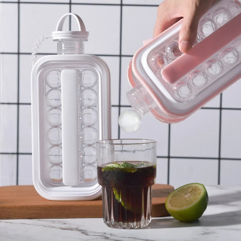 Plassbesparende isbitmaker for forfriskende delikatesser hjemme | Luvikno
