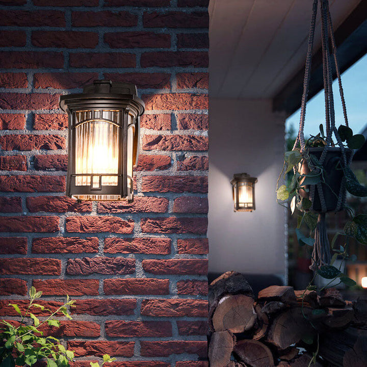 Moderne firkantet aluminiums glass utskåret 1-lampe utendørs vanntett vegglampe | Luvikno