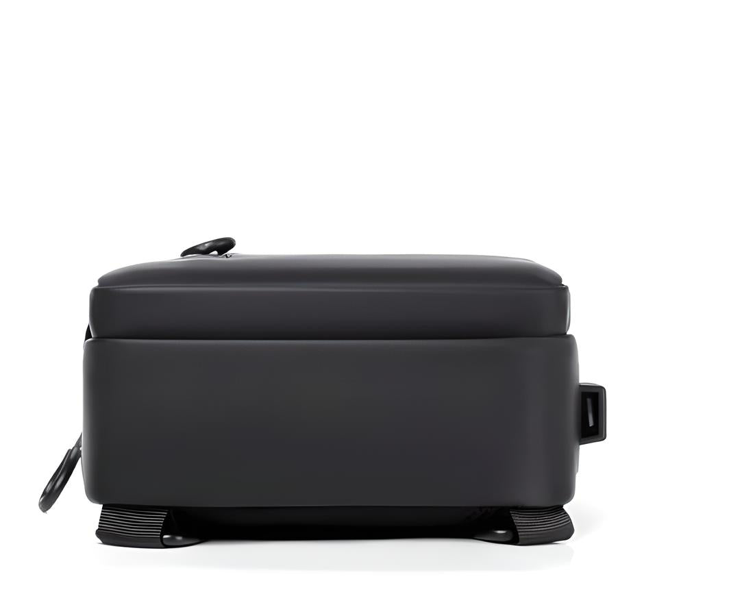 Luvikno | AquaGuard Luxe Skulderveske | Vanntett og tyverisikkert design for en sikker stil