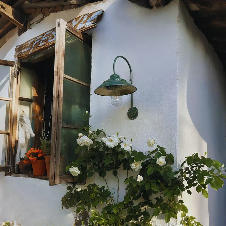 Heritage Solar Vegglampe | Luvikno