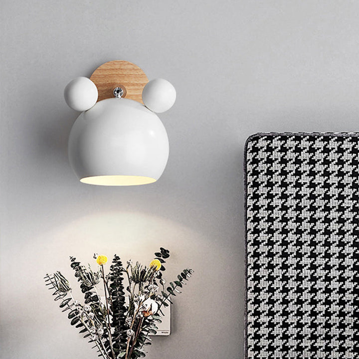 Bjørn/Bjelle Rotating Veggmontert Lampe Macaron Iron 1-Hode Sengelesing Vegglampe i Hvit/Rosa/Grønn og Tre | Luvikno