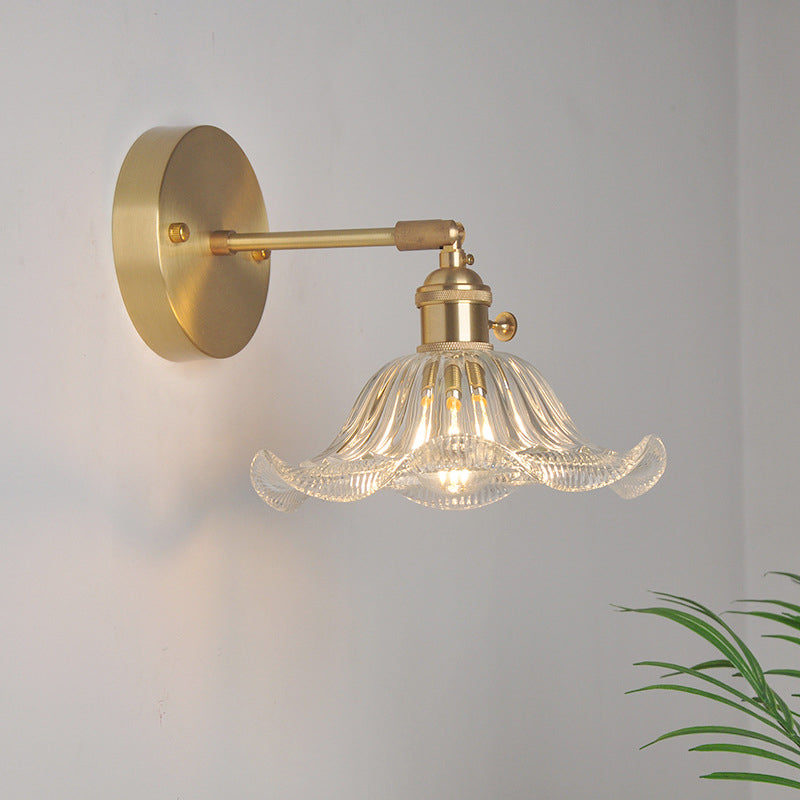 Jern Messing Finish Vegg Leselampe Svingarm 1-Lys Industriell Veggmontert Lampe med Blomst/Skål Klar Glass Skjerm | Luvikno