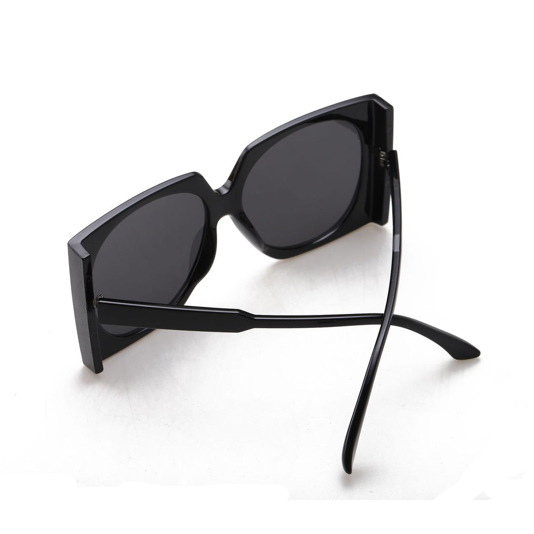 Dame Oversized solbriller i elegant ramme Luvikno