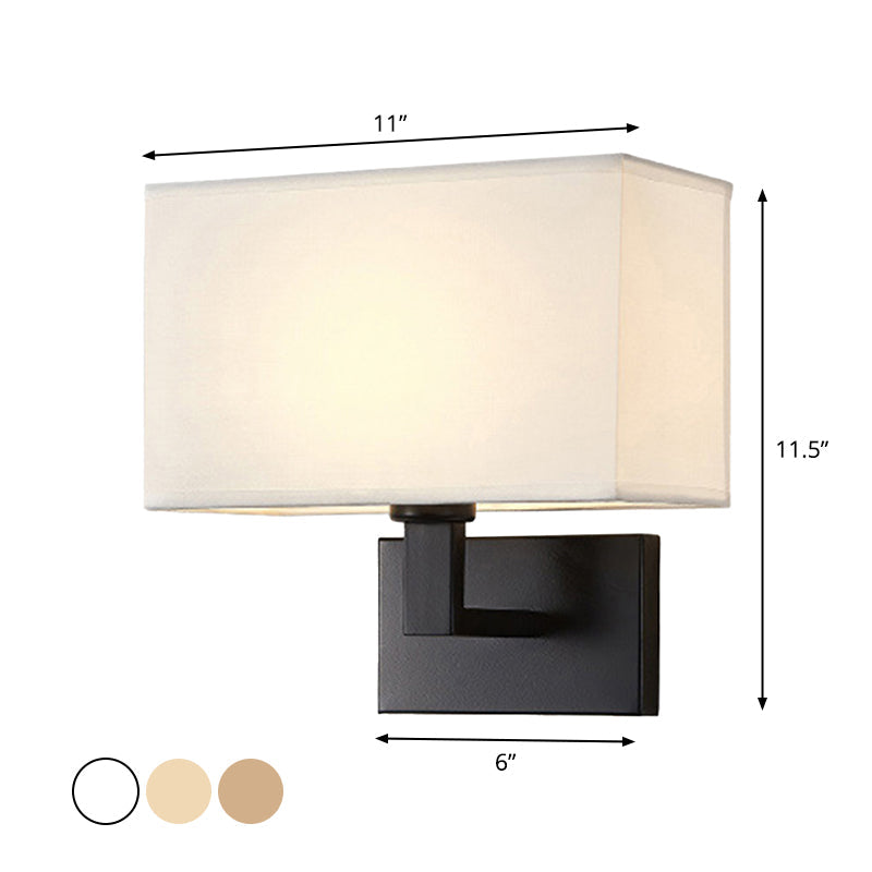 Postmodern Cuboid Vegglampe Stoff 1-Lys Sengelampe Lesevegglys i Hvit/Beige/Brown med Svart/Gull Arm | Luvikno