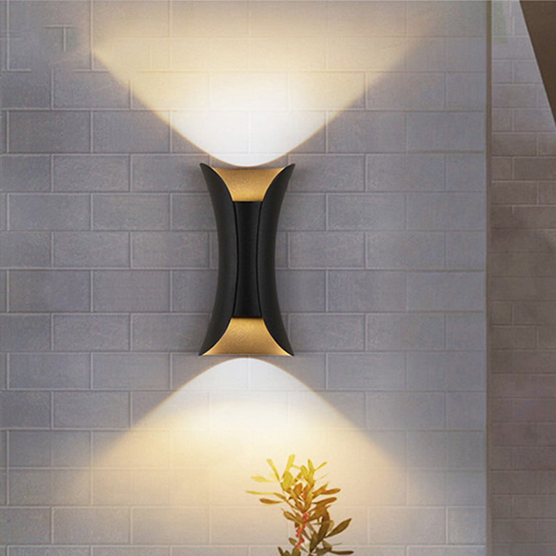 Liten/Stort Flared LED Vegglampe Moderne Metall 2 Lyspærer Svart/Hvit/Hvit-Gull Opp Ned Lys for Terrasse | Luvikno