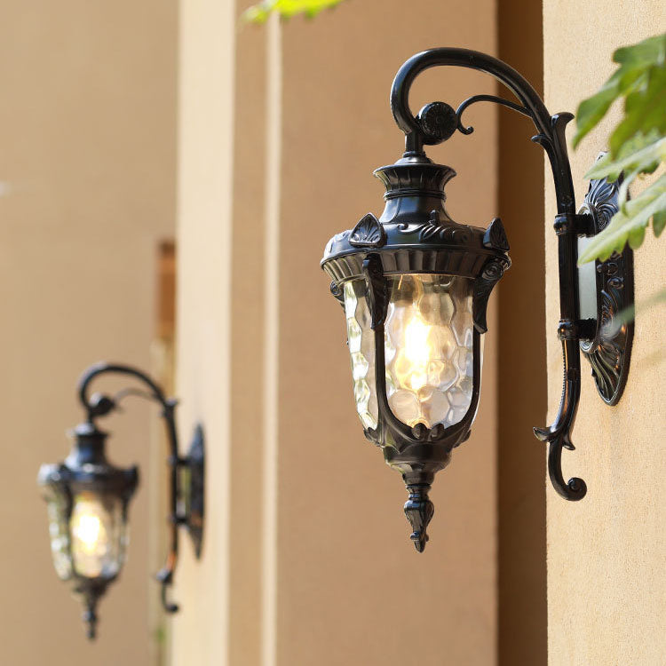 Tradisjonell europeisk sylinderlanterne aluminium glass 1-lys utendørs veggmontert lampe for utendørs patio | Luvikno