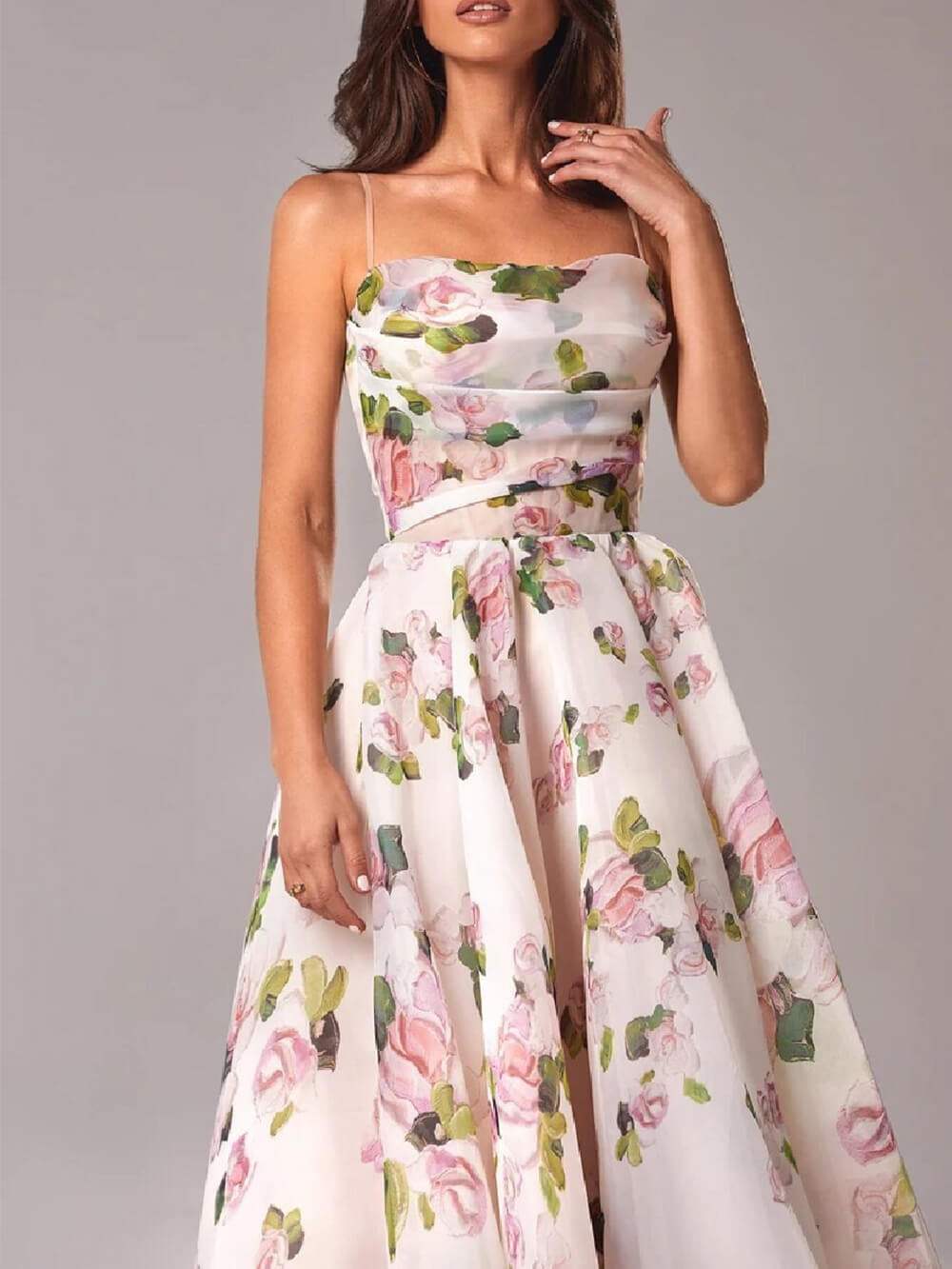 Luvik | Chiffon Swing Midi-mekko kukkakuviolla naisille