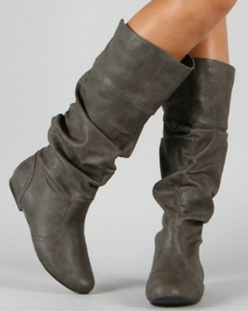 Luvik | Litistet saappaat, joissa on laskoksia polveen asti