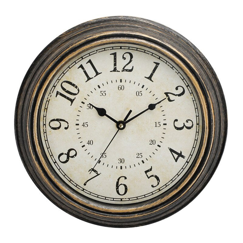 Luvikno | Vintage Retro Veggklokke med Treutseende – Tidøs Design