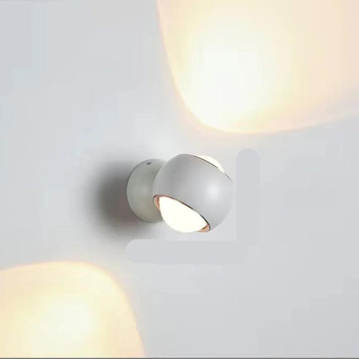 LumièreArt – Stilig Vegglampe med Fleksibel Belysningsskål