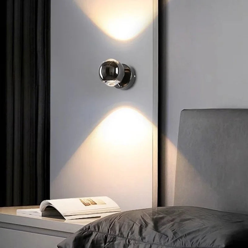 LumièreArt – Stilig Vegglampe med Fleksibel Belysningsskål
