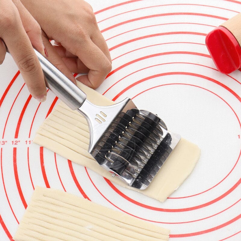 Noodle Spaghetti Cutter Roller | Luvikno