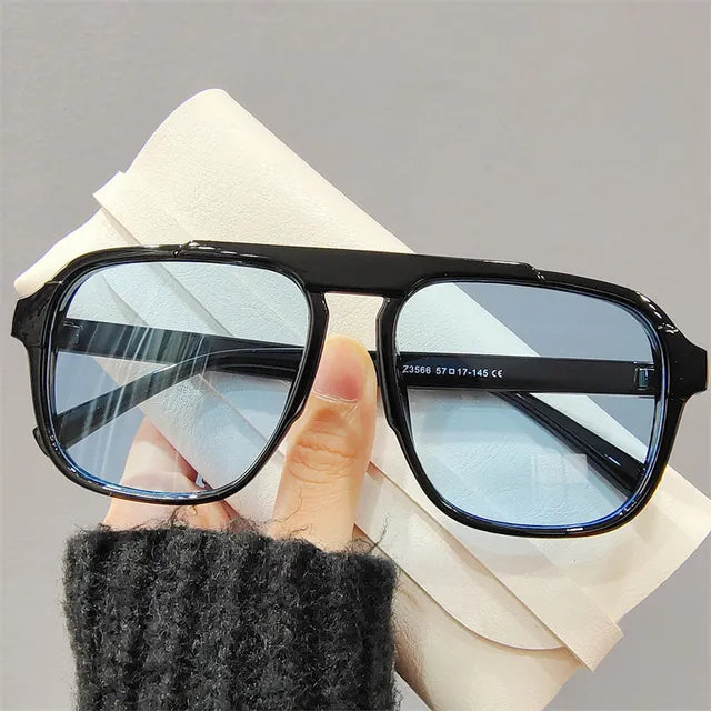 Aric Solbriller | Sporty & Vintage | Luvikno