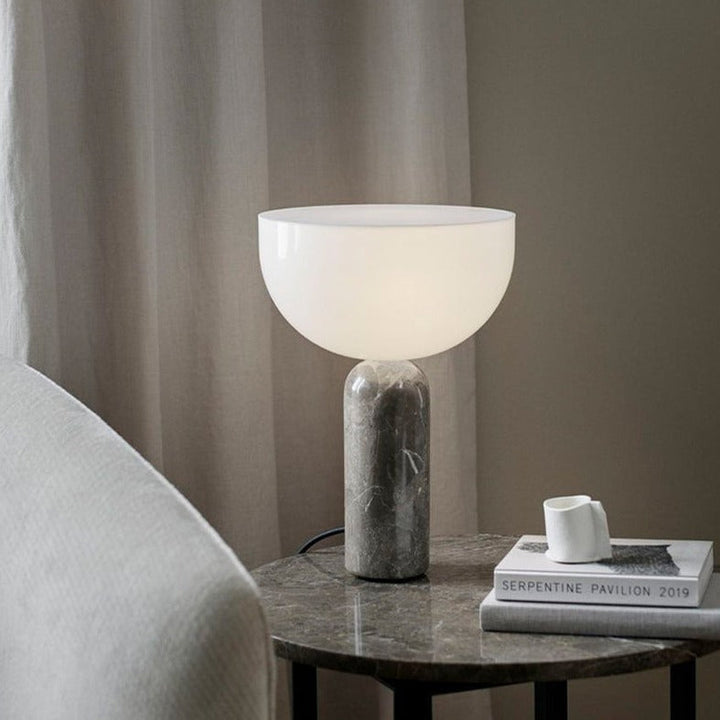 Luvikno | MarbleLuxe Lamp - Luksuriøs Marmor Bordlampe med Gyldne Akenter
