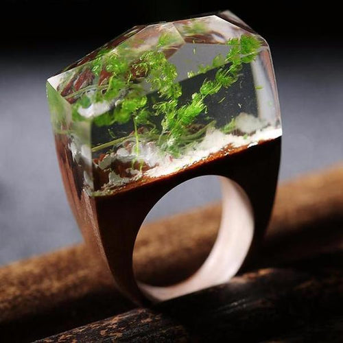 Quanta - Kapslet grønn planteharpiks ring | Luvikno