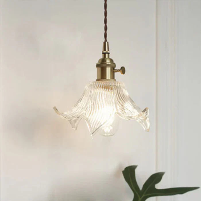 OpulentGlow Pendel – Elegant Glass Henge Lamp Luvikno