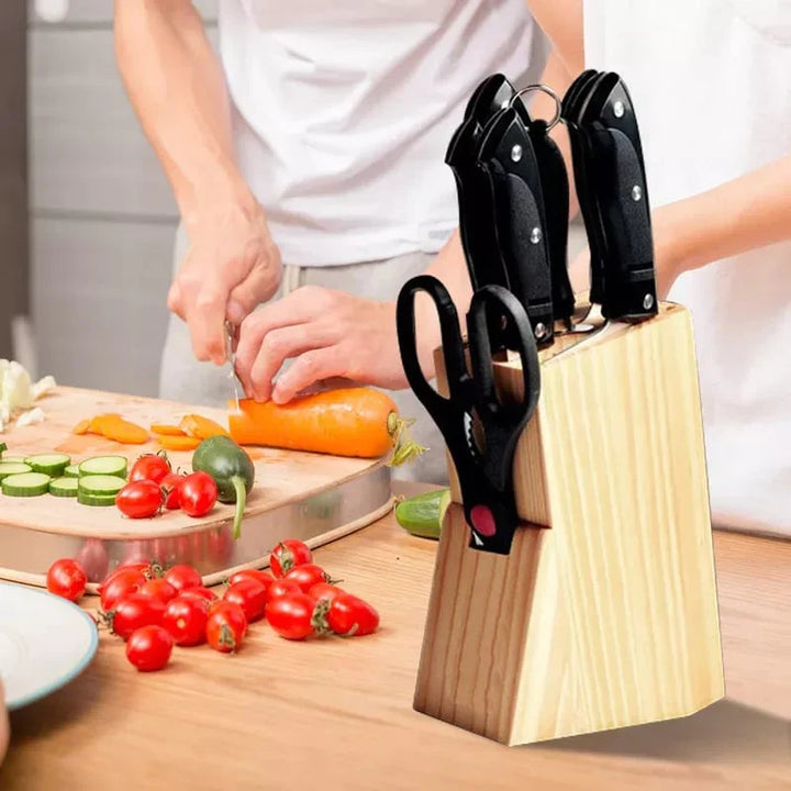 7 deler knivsett med trestativ Luvikno